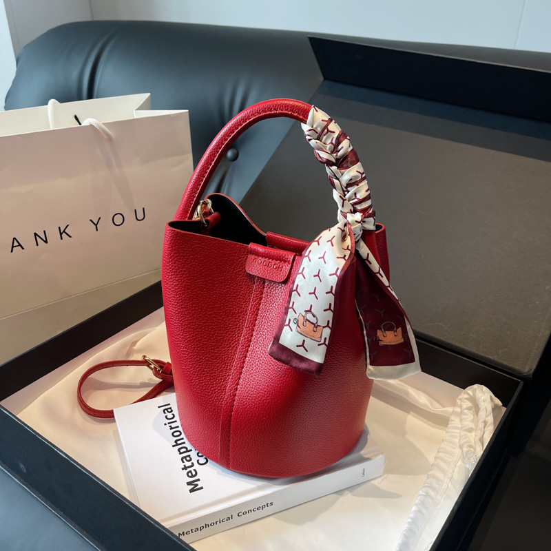 Luxury Bags In Sale - Borse a tracolla e a tracolla
