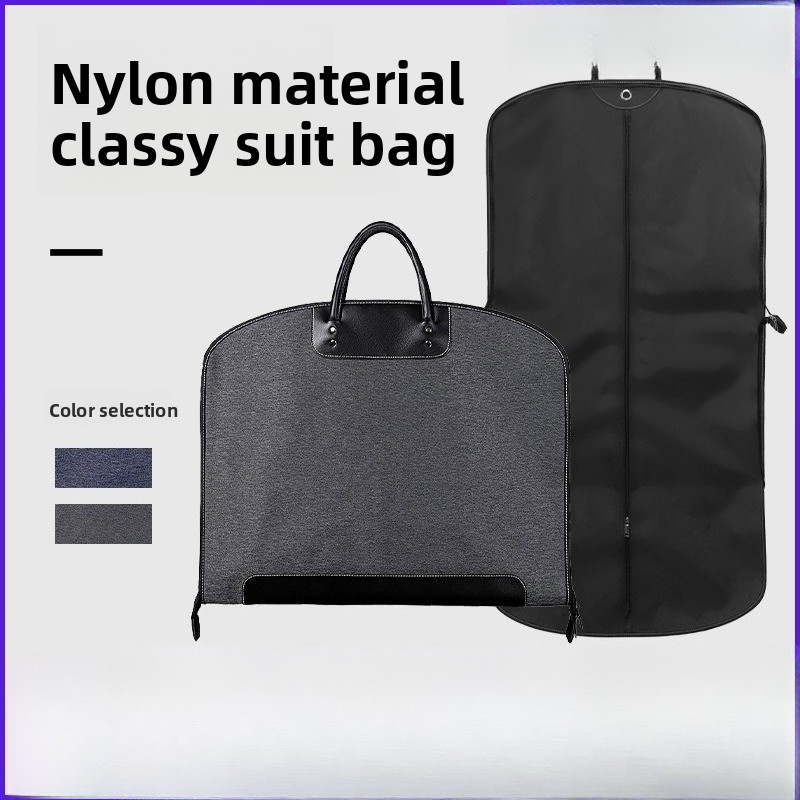 Borsa Porta Abiti di Lusso in  - Luxury Bags Outlet recensione e prezzo