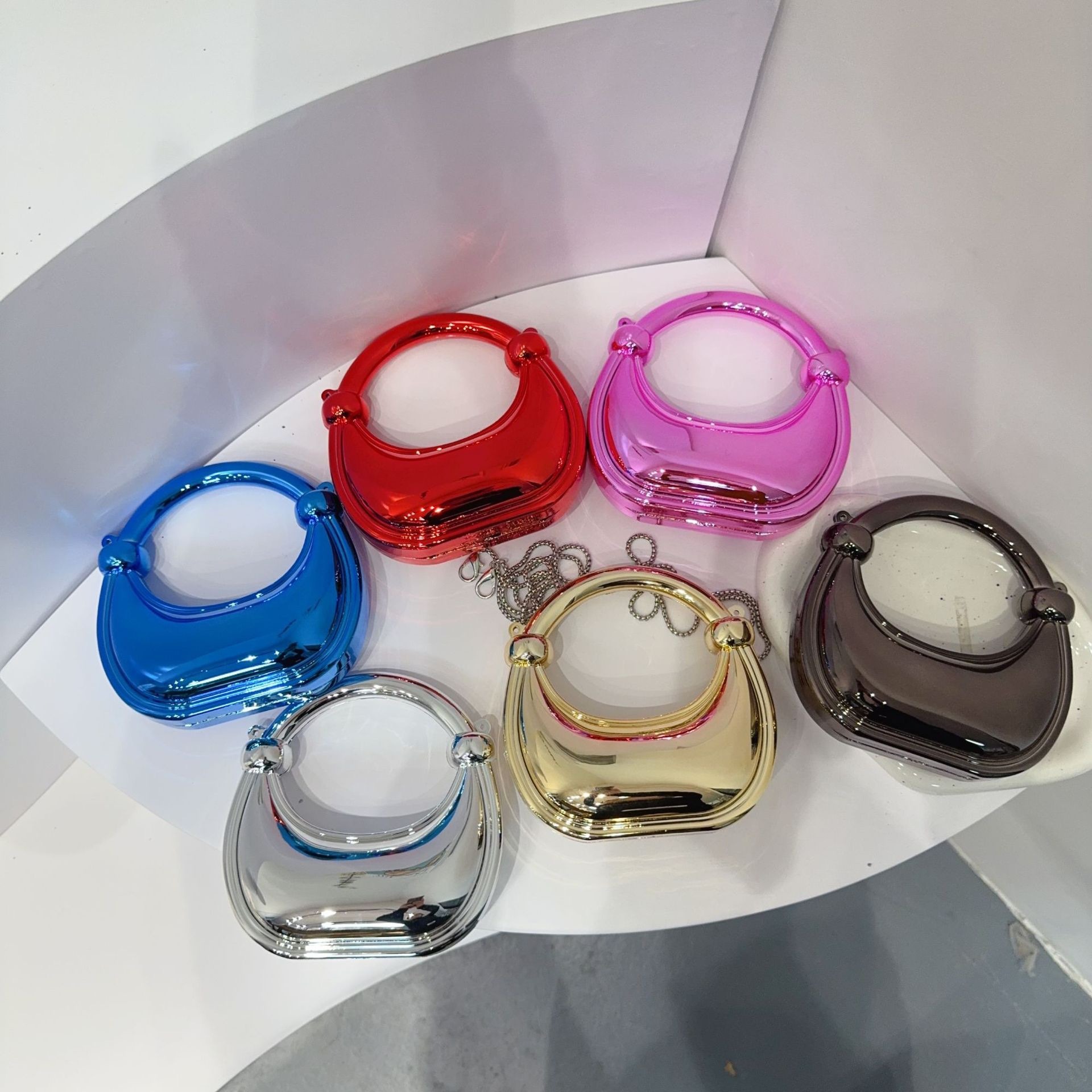 Mini borsa da sera dorata Bors - Luxury Bags Designer recensione e prezzo
