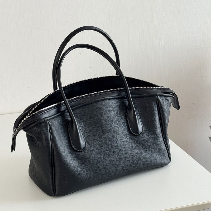 Borsa a Tracolla in Pelle di M - Luxury Bags In Sale recensione e prezzo