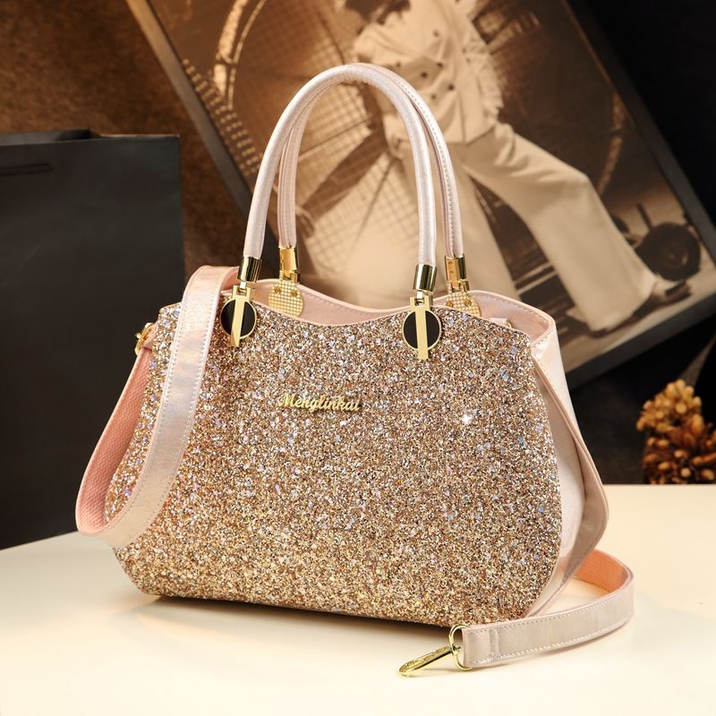Borsa a Tracolla in Pelle di L - Luxury Bags In Sale recensione e prezzo